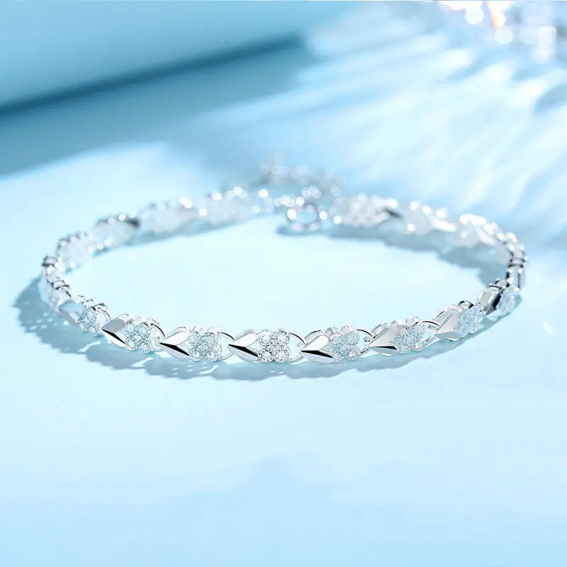 💖🍀Adorei a nova pulseira de senhora em prata 925 com trevo de quatro folhas.