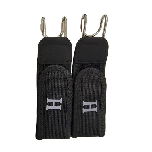 Cinto ajustável e confortável com fivela universal elástica em velcro.