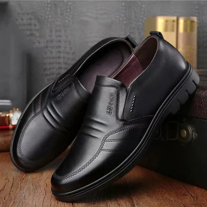 👞【Tamanhos 39-44】 Sapatos de homem em pele, novo estilo 2026, sapatos casuais de negócios em pele, pele macia, sola macia, antiderrapante.