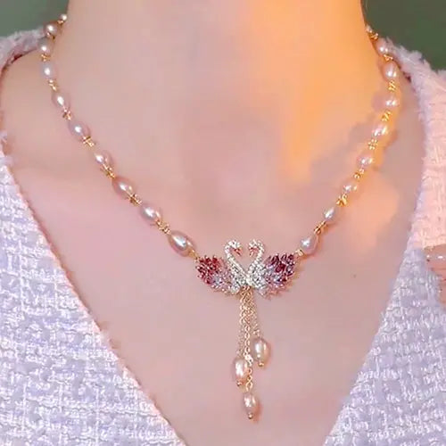 Novo colar de pérolas em forma de cisne de luxo premium