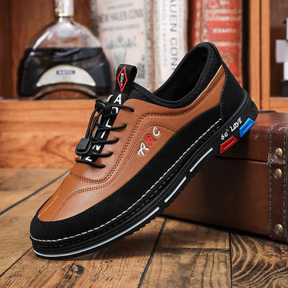 💯🔥【39-48】Sapatos casuais para homem para negócios, fabricados em pele impermeável e resistente a manchas, com sola macia para maior conforto.